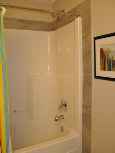 Basement room at Auburn Bay - Gallery - 24