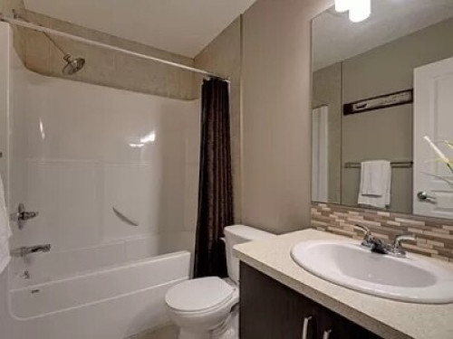 cosy-duplex-near-the-lake-calgary-78857780220240815014605AM