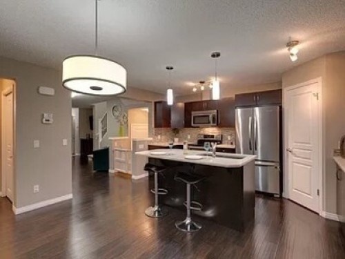 cosy-duplex-near-the-lake-calgary-88650275820240815014605AM