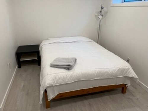 cosy-duplex-near-the-lake-calgary-99664699920240815014608AM