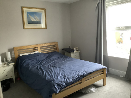 2 room available in a large house 