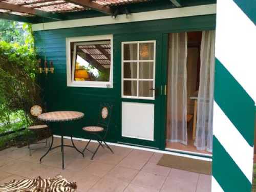 Small gardenhouse close to Dusseldo