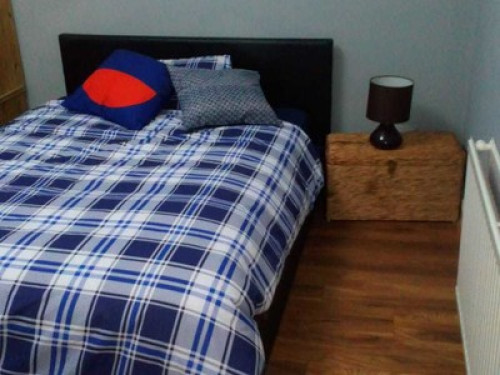 room with seperate bath and toilet