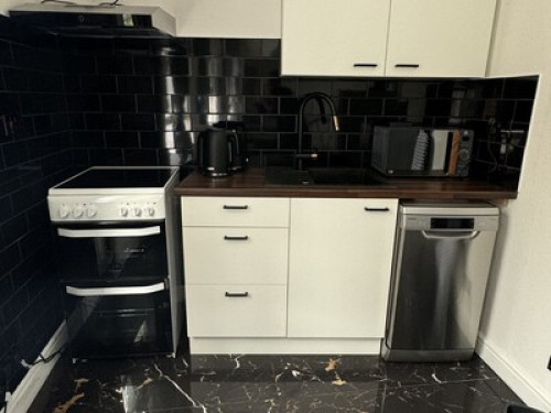 New +Refurbished Kingston Studio  - Gallery -  5