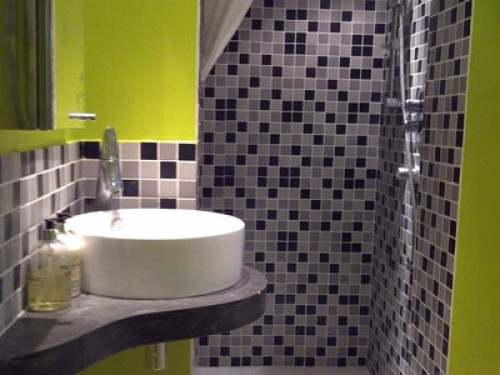 friendly-family-in-bristol-bristol-6904784520240815021442AM