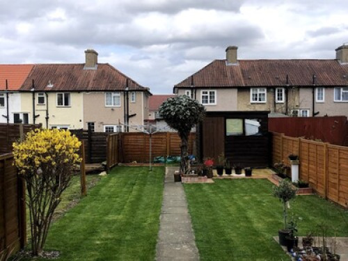 Cosy rooms 13 mins to London Bridge