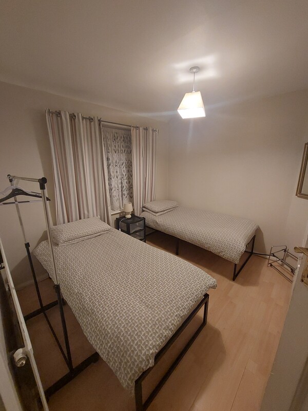 Double Room. (Single Bed) - Home away from Home - Gallery - 1