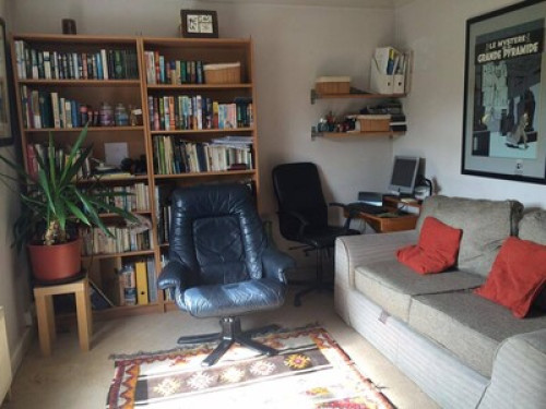 airy-and-bright-house-bristol-153163644520240815021806AM