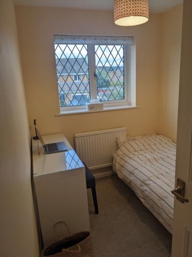B&B beside IKEA Reading - Gallery - 18