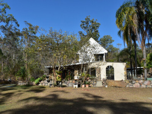 Bush retreat -  beautiful bus - Gallery - 15