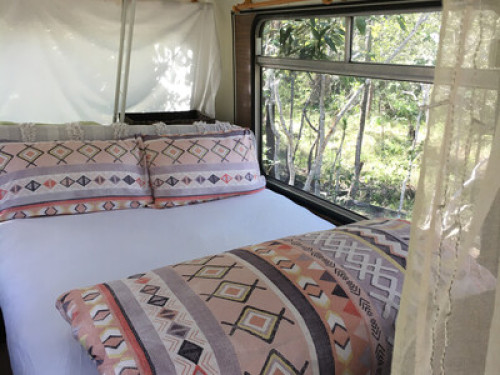 Bush retreat -  beautiful bus - Gallery - 18