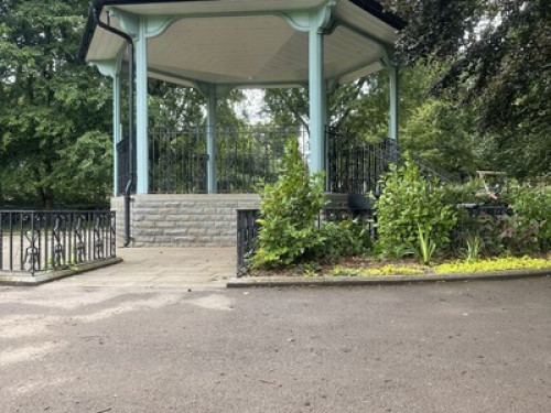 Experienced host family in Bristol 