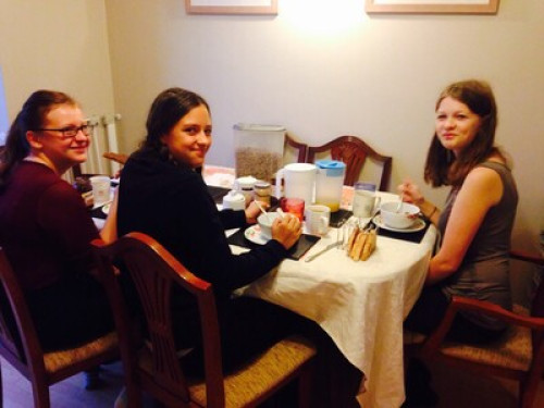 experienced-host-family-in-bristol-bristol-159243516820240815022739AM