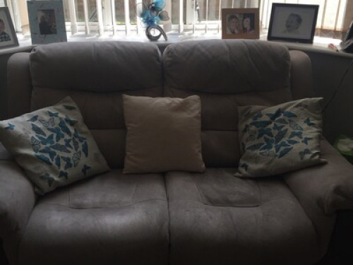experienced-host-family-in-bristol-bristol-198308759720240815022814AM