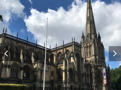 experienced-host-family-in-bristol-bristol-198453192420240815022828AM