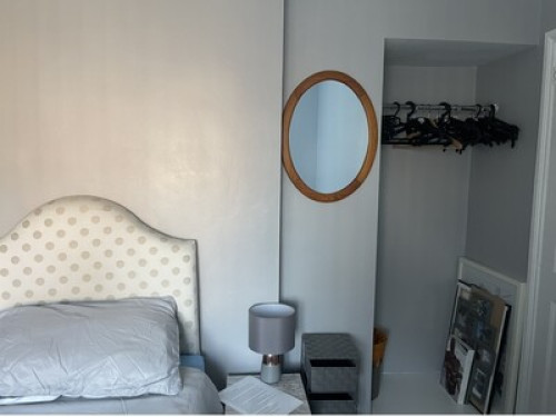 experienced-host-family-in-bristol-bristol-204421586120240815022923AM