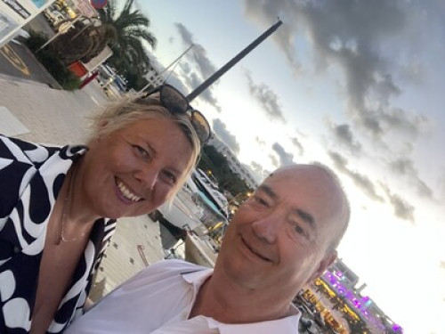 experienced-host-family-in-bristol-bristol-53811044520240815022930AM