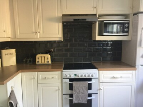 experienced-host-family-in-bristol-bristol-59472636820240815022751AM