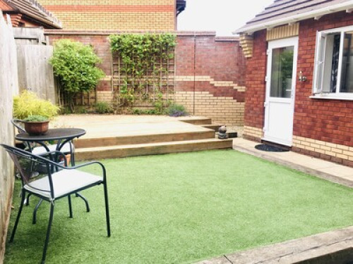 lovely-single-room-with-garden-view-cardiff-67870745620240815023529AM