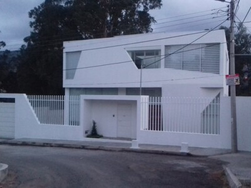 LUNA HOUSE - Gallery - 10
