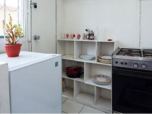 Independent 3rd floor suite in house
