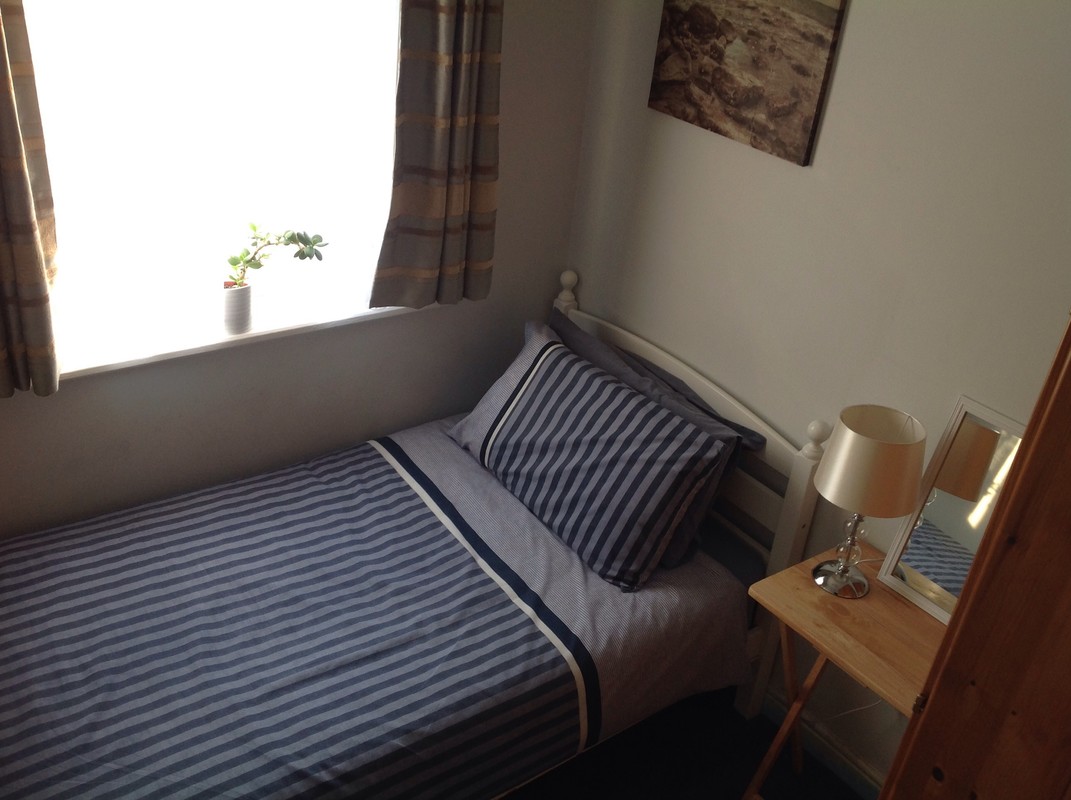 Cosy Single Room (Full Room) - 1