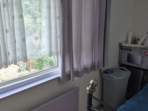 Live in a 5 bedroom house beautiful  - Gallery -  5
