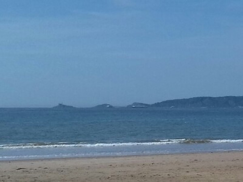 Close to city centre and beach