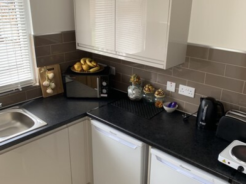 BRAND NEW Luxury Modern Studio