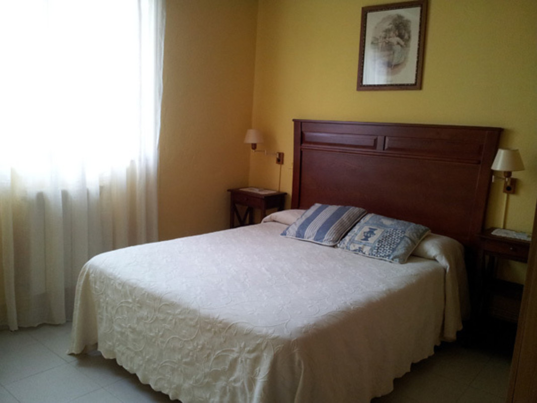 Single Room(Full Room) - 1