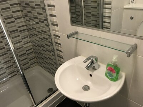 SPI Castle Apartments - Gallery - 16