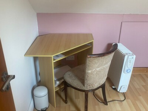 Double room in comfortable house  *
