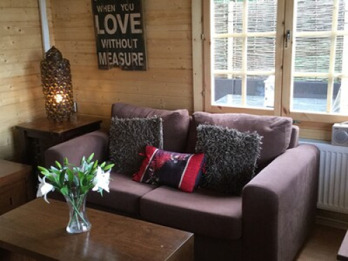 The Retreat log cabin