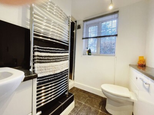 Cambridge twin room  - Gallery - 9