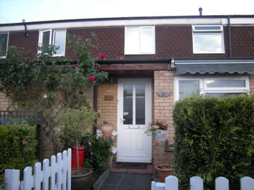 Clean home 3 Singles in Cambridge