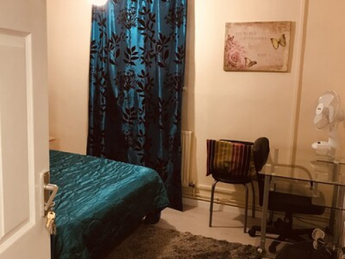 Large room to let long & short term - Gallery - 9