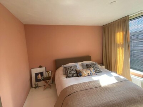 Bedroom near centre, in alive area - Gallery - 10