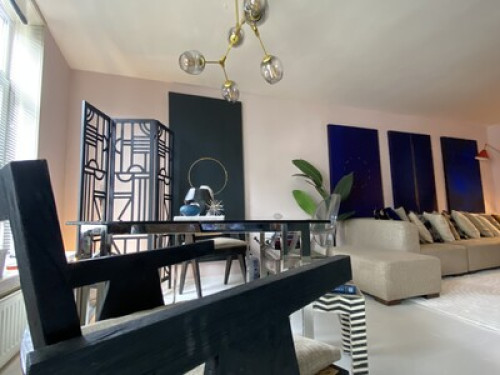Bedroom near centre, in alive area