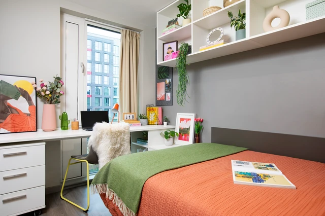  Small Highest Double En-Suite  -  Stapleton House Unite  - Gallery -  1
