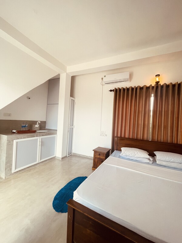 Sunset Retreat(Single Bed) - 1