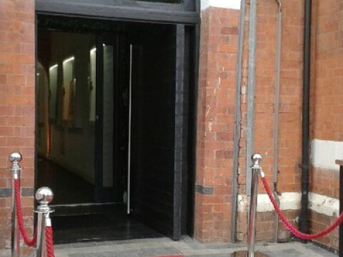 come-and-share-our-lovely-clean-br-birmingham-54554467920240815033351AM