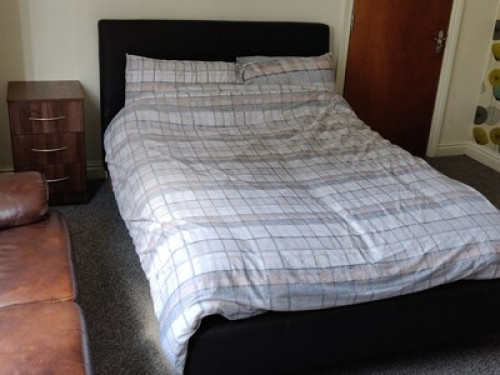 double-rooms-near-erdington-station-birmingham-142386641420240815033501AM