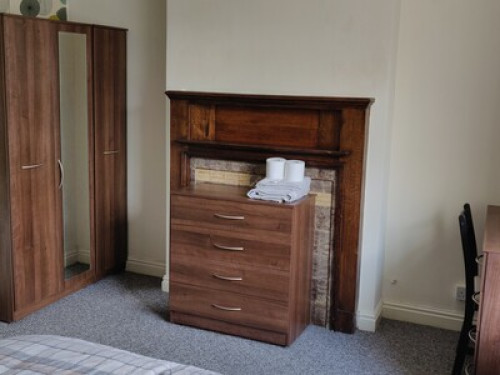 double-rooms-near-erdington-station-birmingham-191147301620240815033500AM