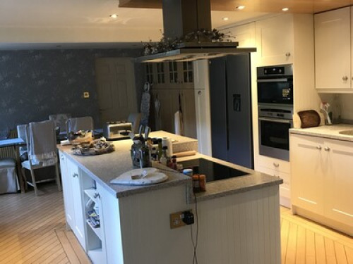 Fab king room in Barn Conversion