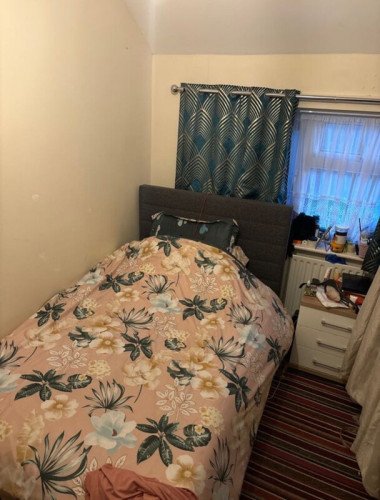 Roommate Wanted 