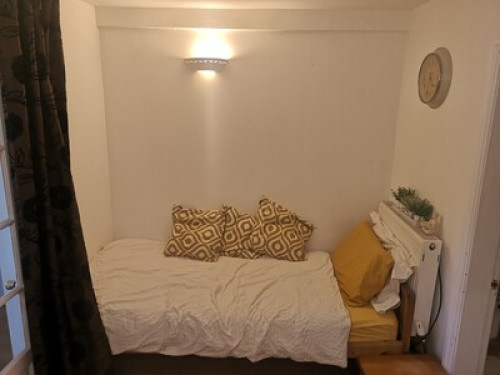 come-to-the-land-of-robin-hood-nottingham-86344201620240815034652AM