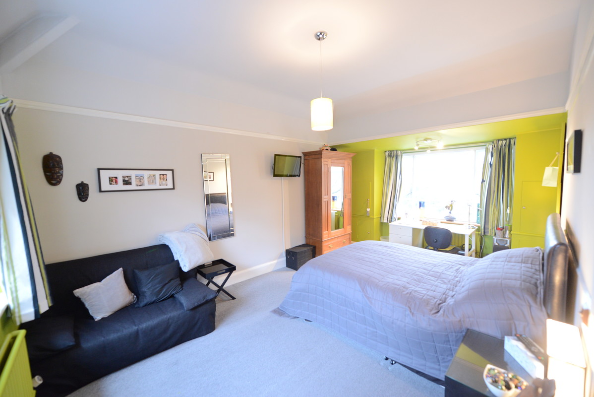  The Green Room(Single Bed)  -  2 rooms in our 1930's Home  - Gallery -  1