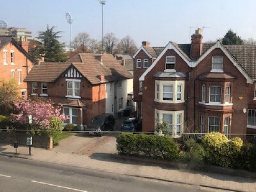 beautiful-property-close-to-the-uni-nottingham-162430533020240815034800AM