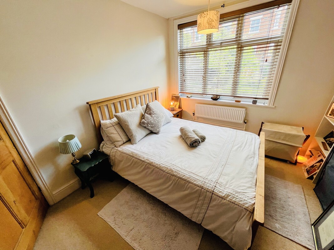  Guest Room(Single Bed)  -  Spacious Stay- Chester City Centre  - Gallery -  1
