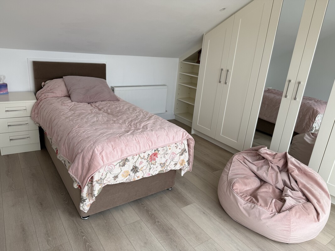 Attic Room(Full Room) - 1